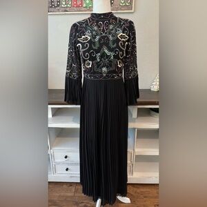Frock And Frill Beaded Embroidered Black Pleated Maxi Dress Women's Size 6 Q